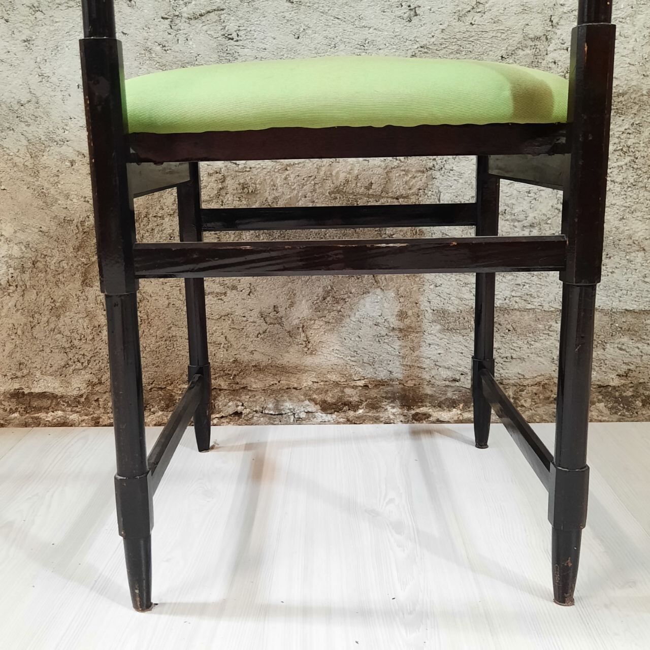 Six 50's chairs - varnished wood