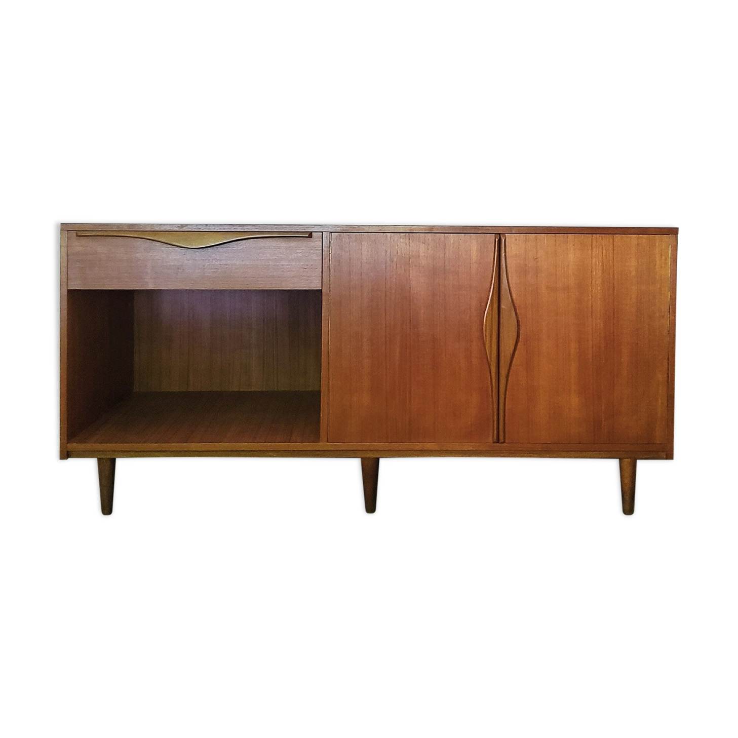 Vintage teak row