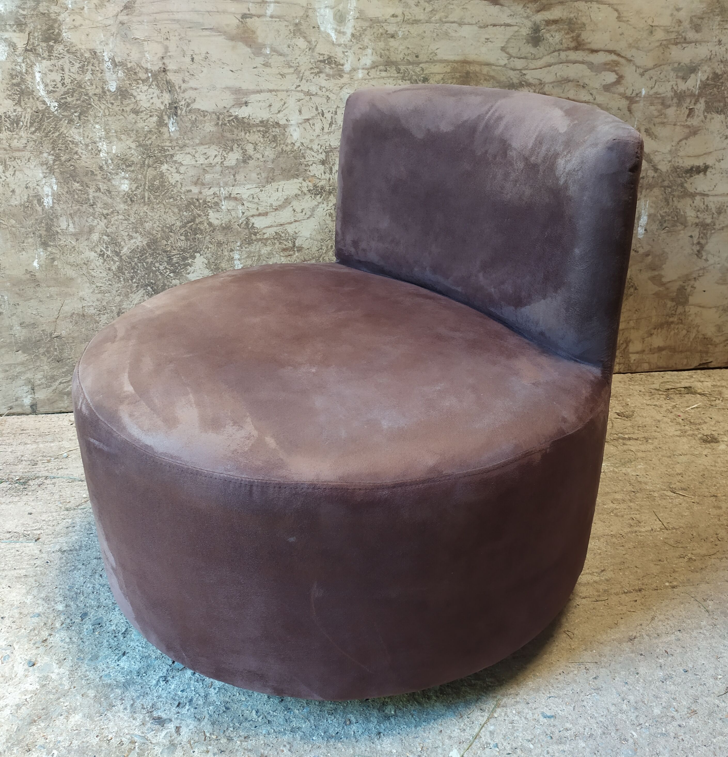 Swivel chair