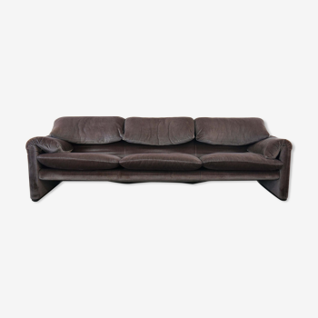 Maralunga 3-seat sofa by Vico Magistretti for Cassina, Italy