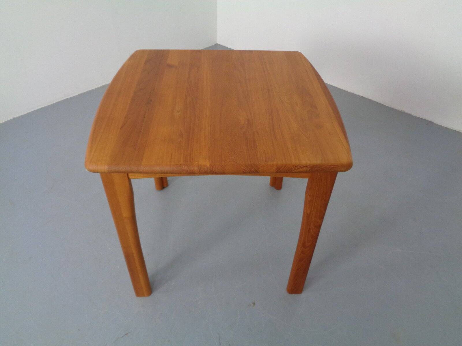 Small teak dining table from Dyrlund, 1970s