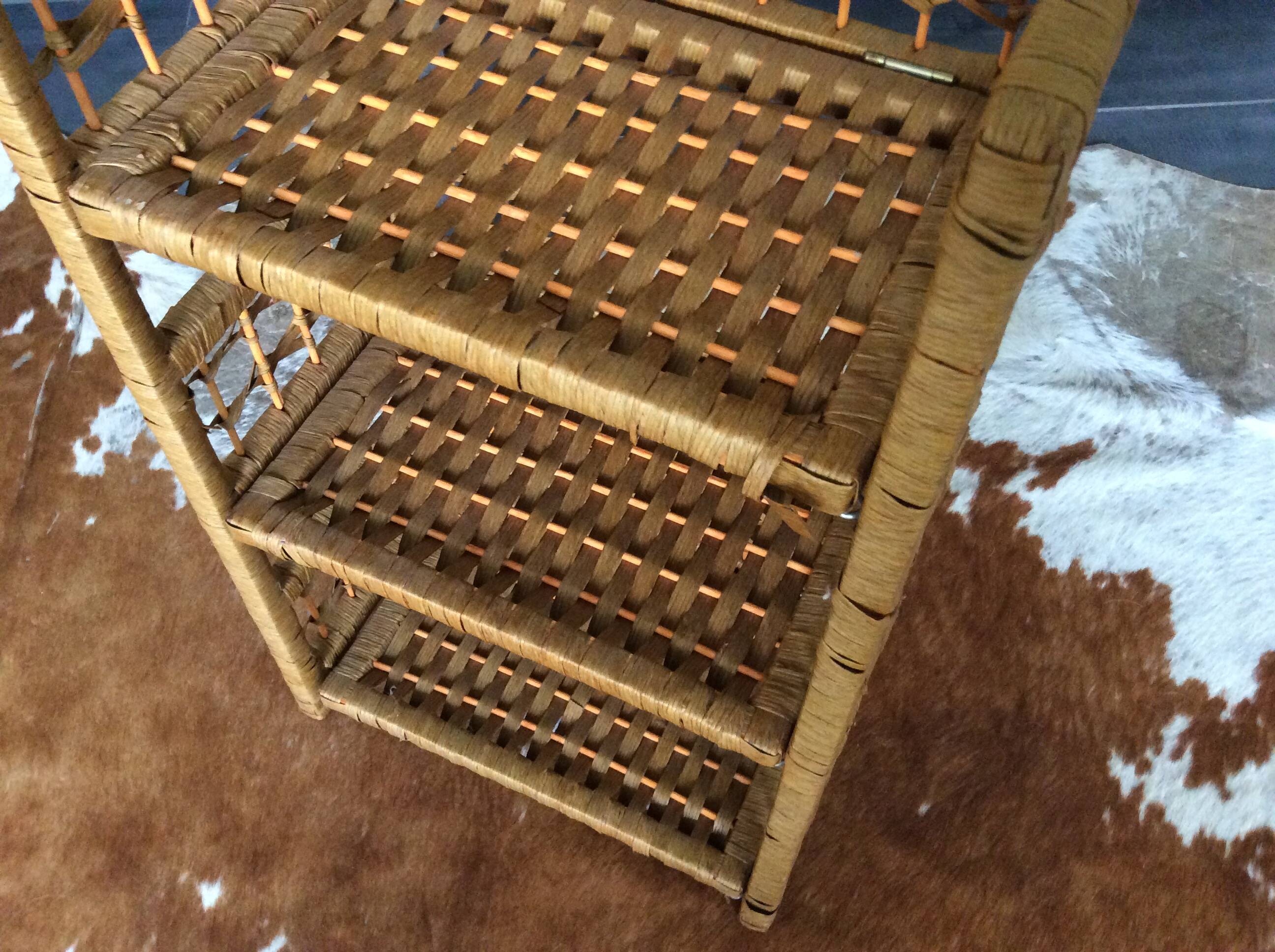 Étagère pliante en osier