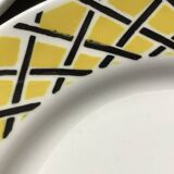 6 Dessert plates with yellow and black braiding pattern