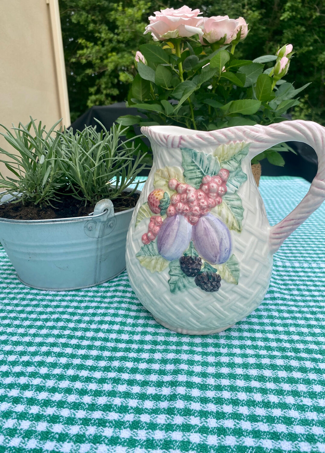 Splurry pitcher