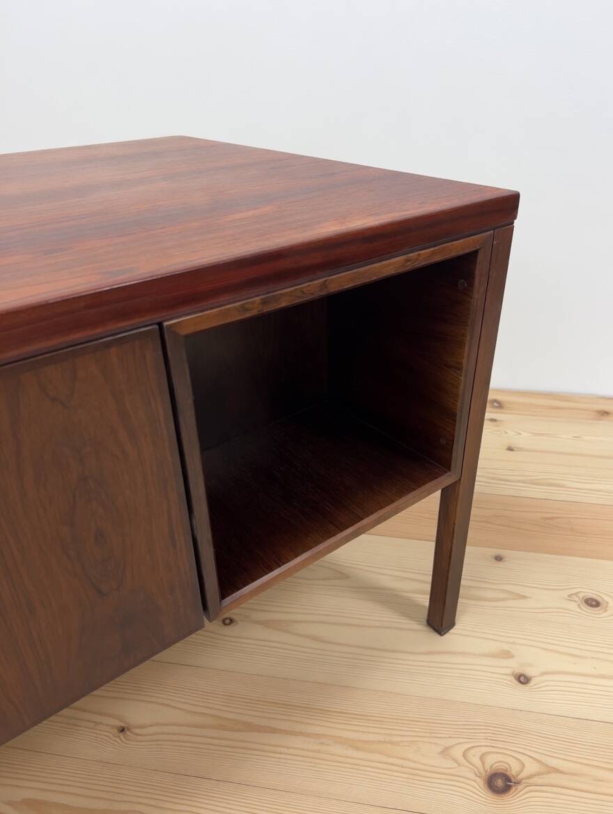 Gunni Omann Model 77 Rosewood Desk, 1960s.