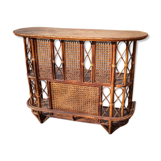 rattan bar