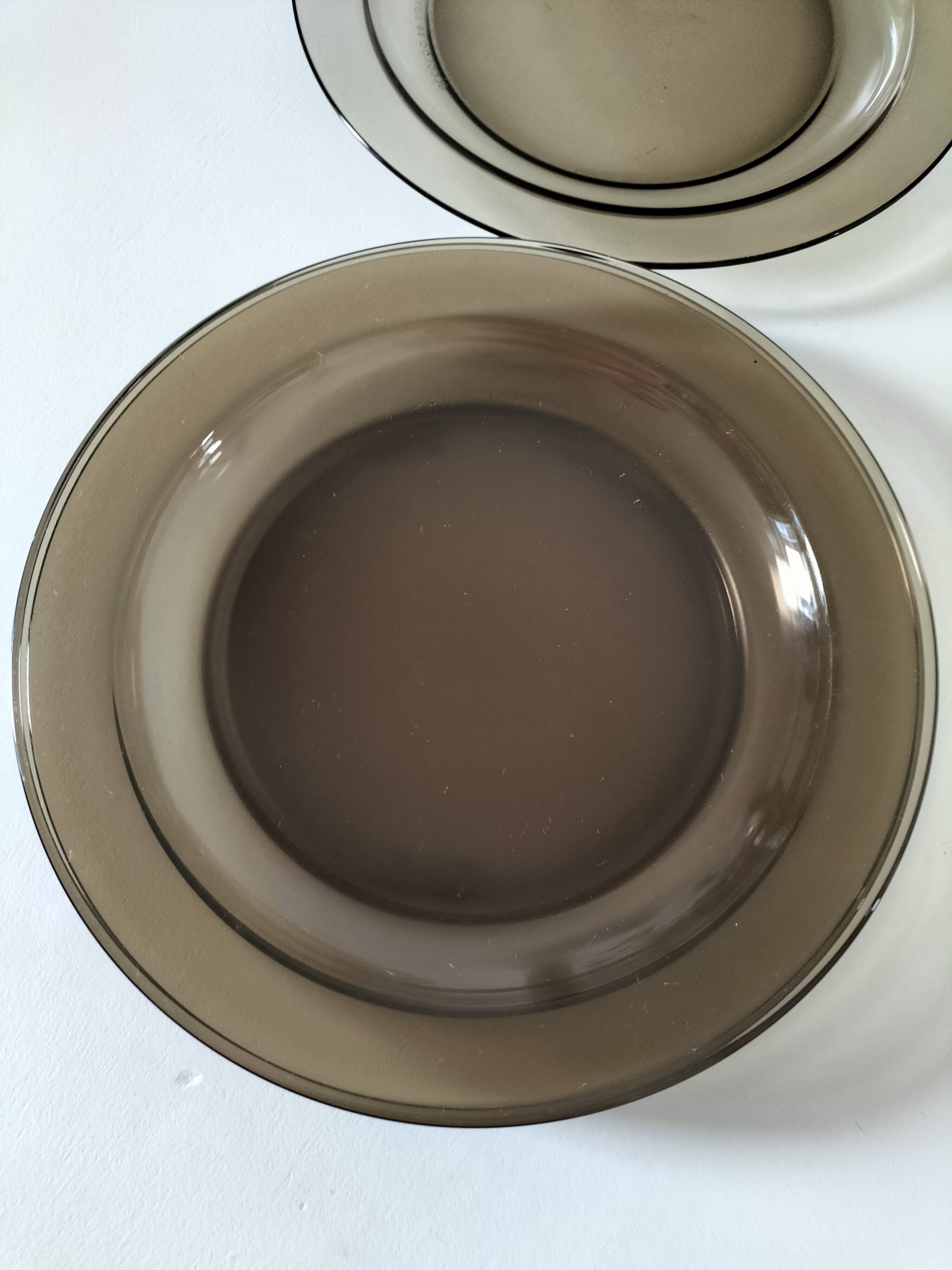 6 flat plates Arcoroc in smoked glass Smoke Brown