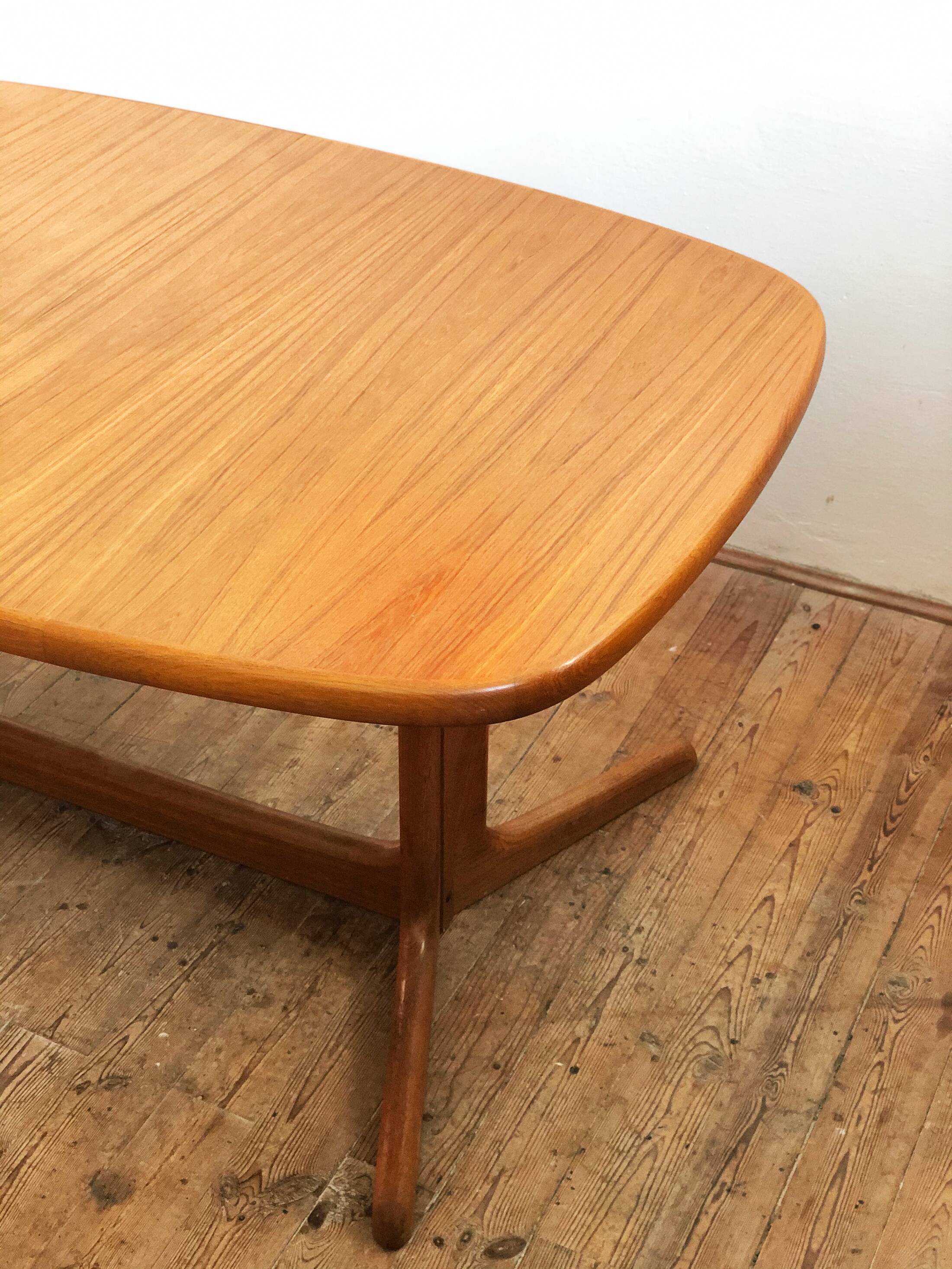 Oval danish mid-century extendable teak dining table by Rasmus, 1960s