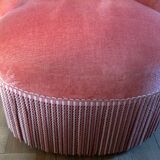 Pink velvet toad chair