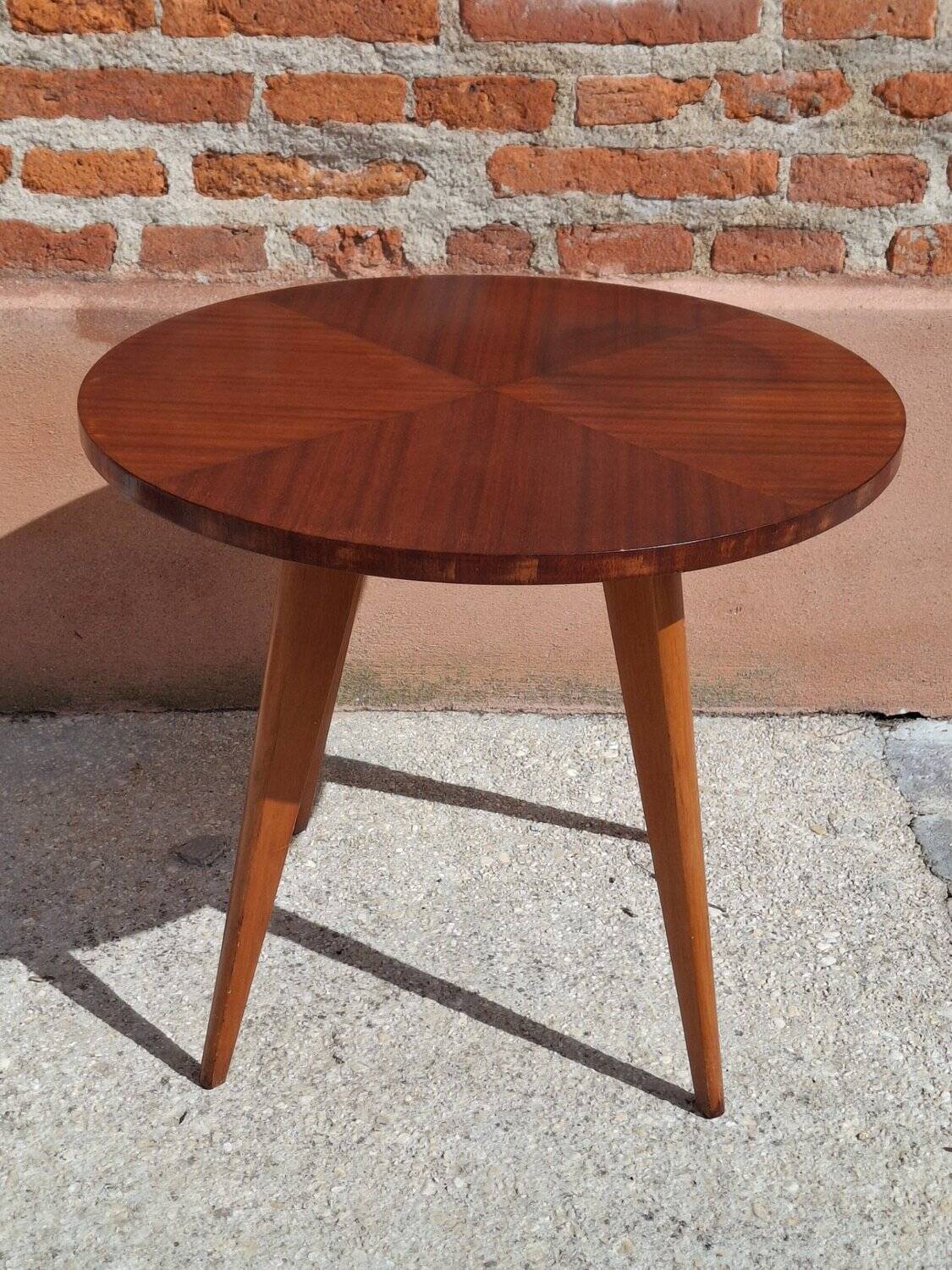 Vintage Scandinavian coffee table, tapered legs and marquetry, 1960s.