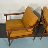 Mid-century modern pair of Walter Knoll armchairs model 550 from 50s