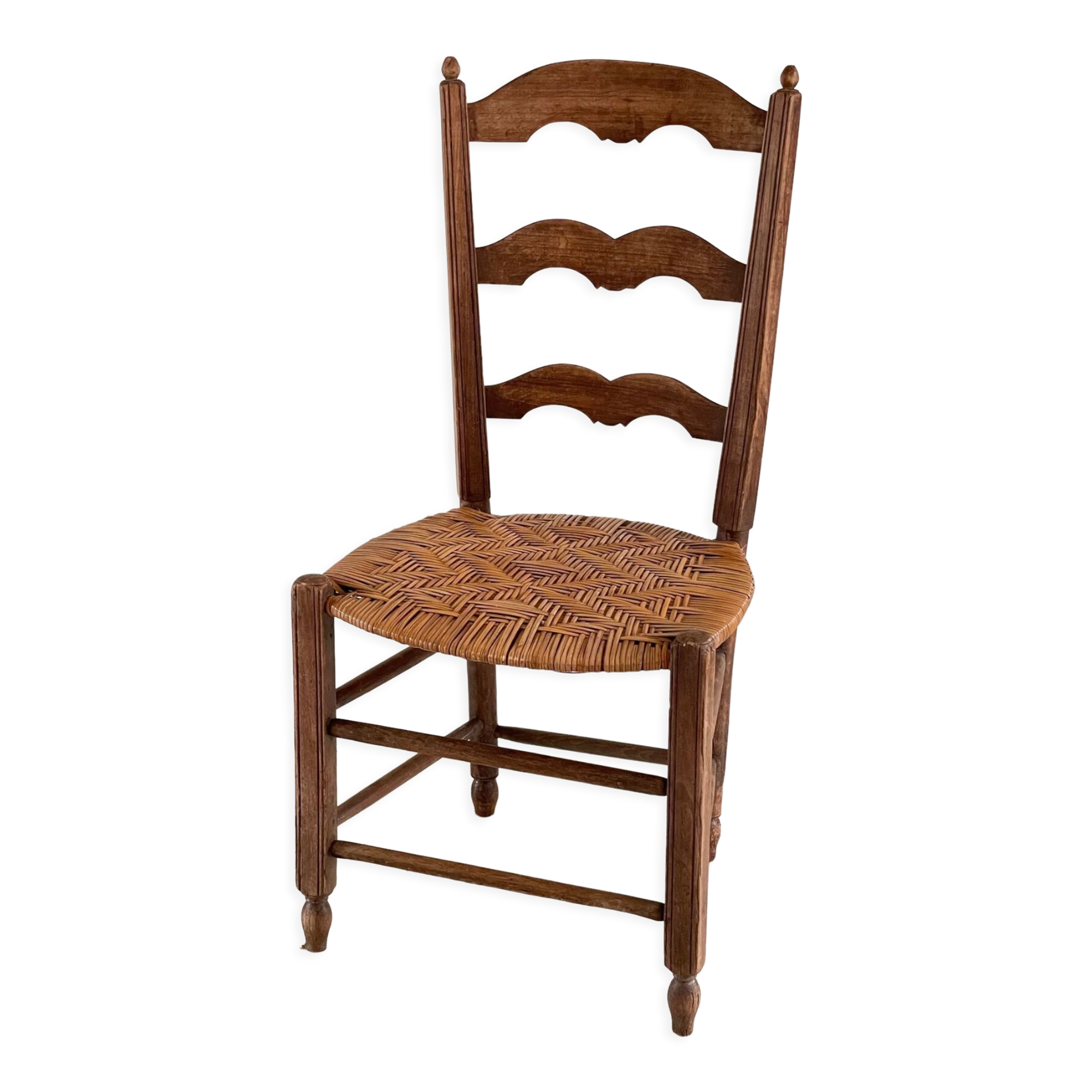 Low straw chair country style