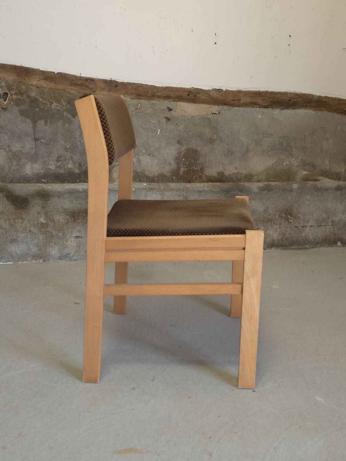 1970 wood and velvet chair