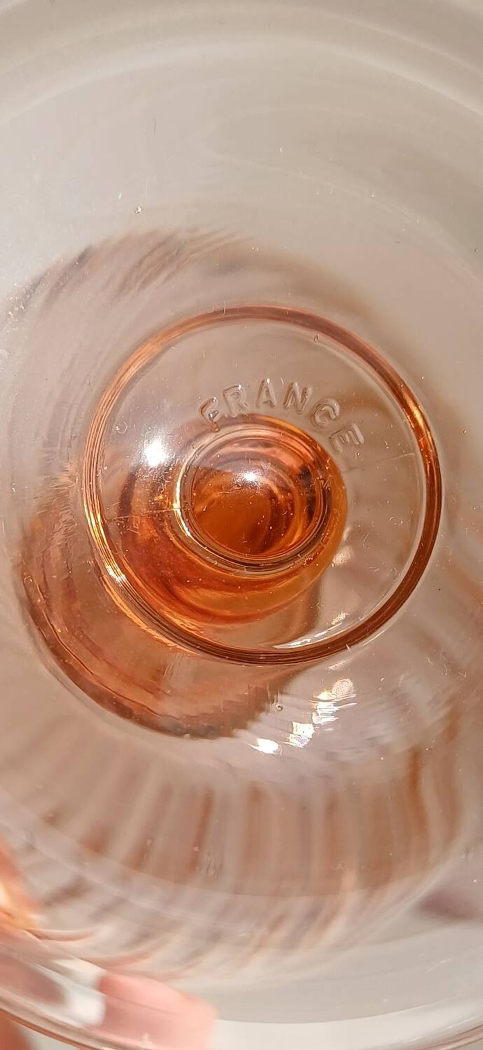 Champagne coupe, pink, rosaline.