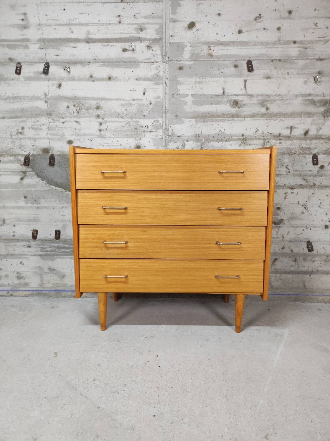 Vintage chest of drawers