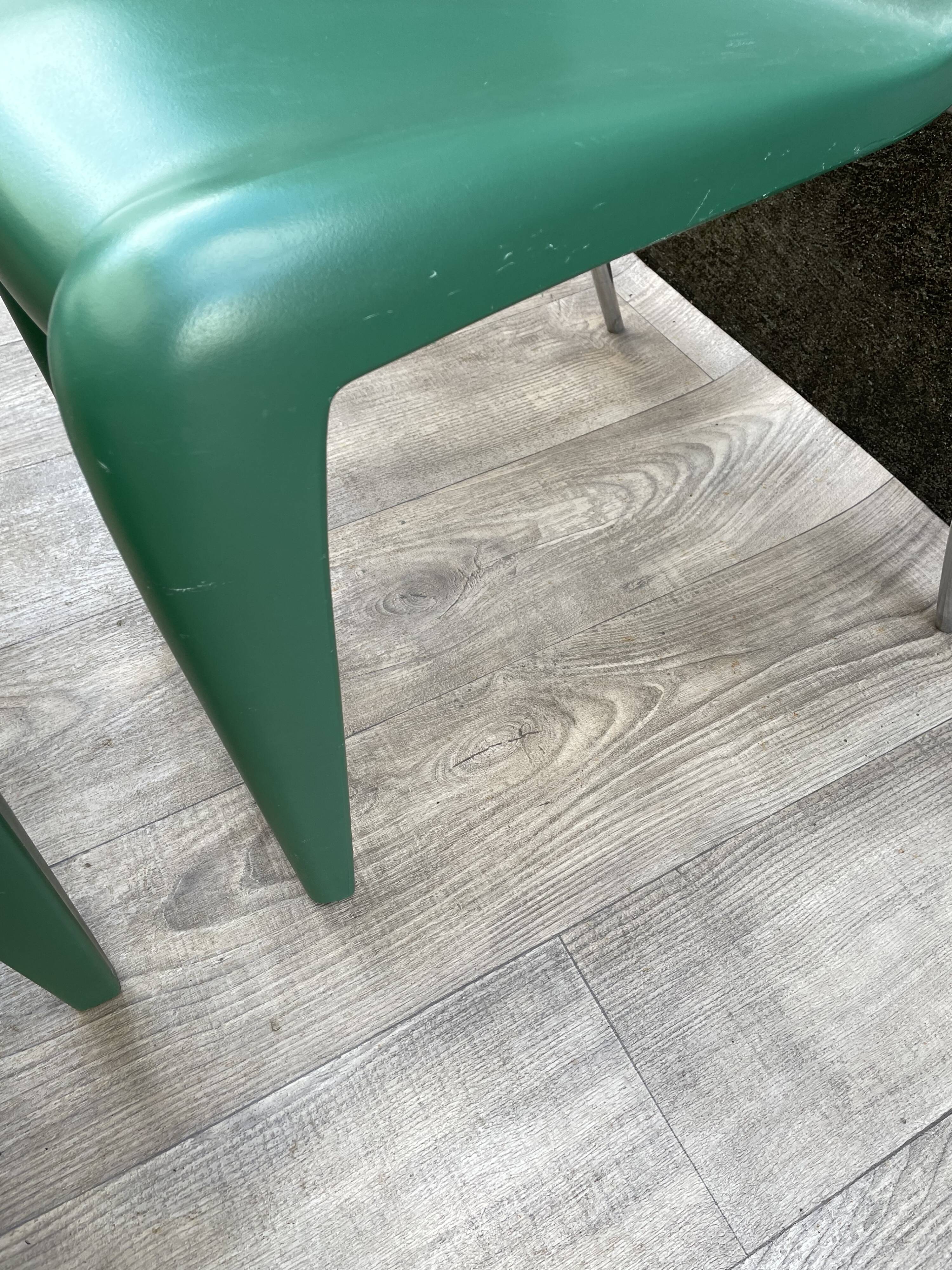 5 Louis 20 chairs by Philippe Starck for Vitra