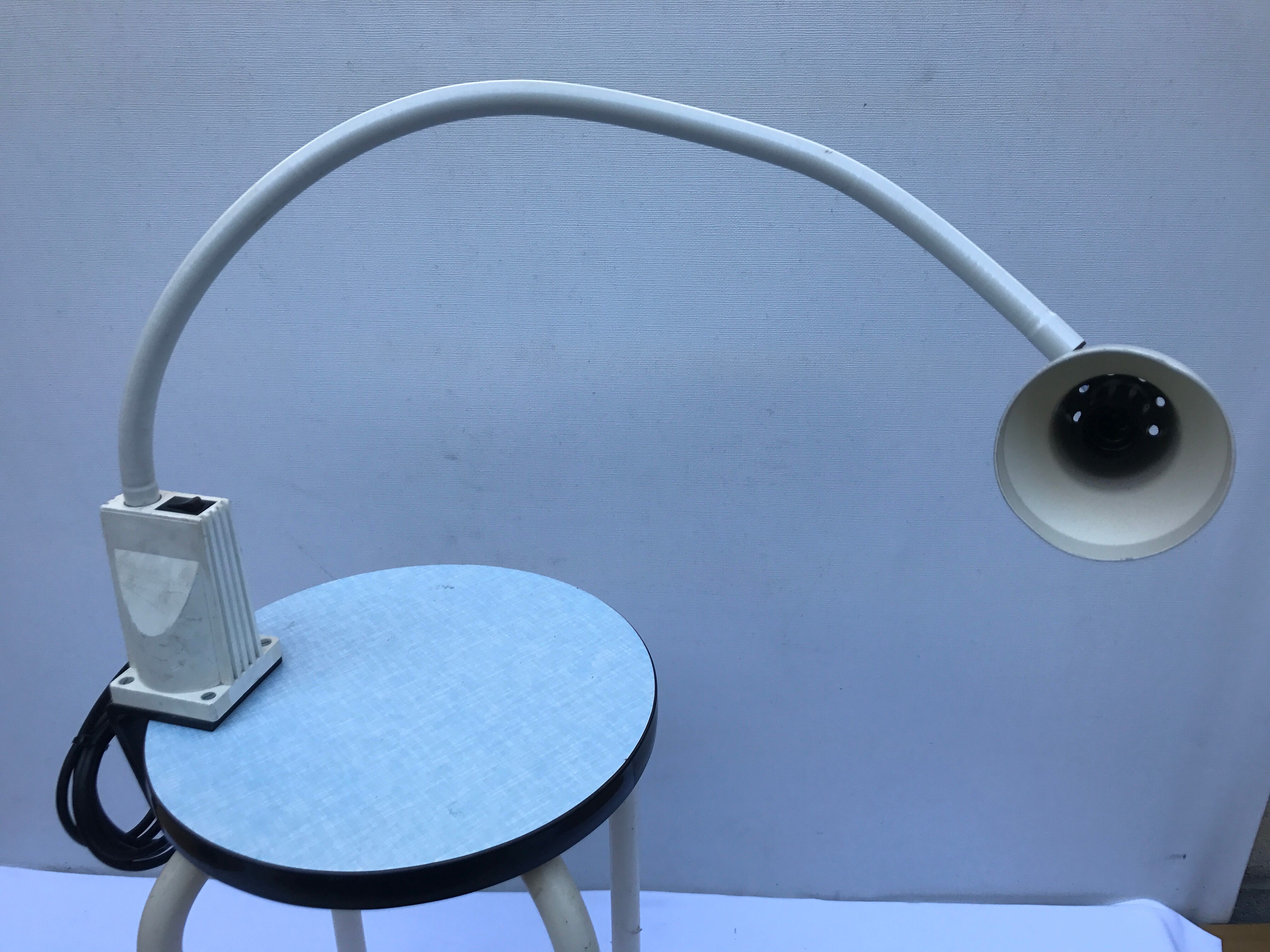 Lampe médicale architecte bras flexible & tête metal blanc