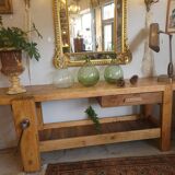 Carpenter's workbench