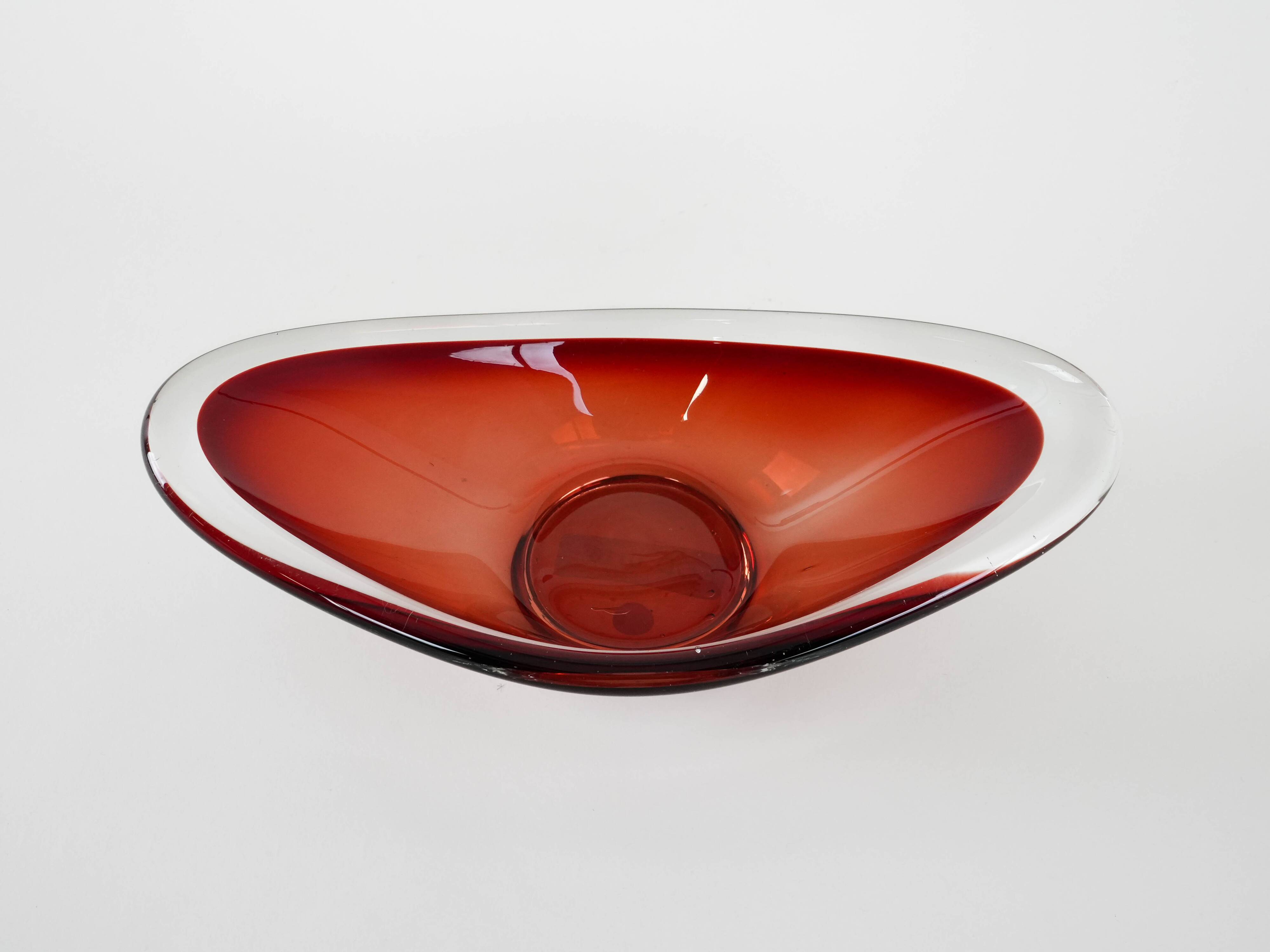Ruby platter, Murano glass, Italian design, 1960s, made in Italy