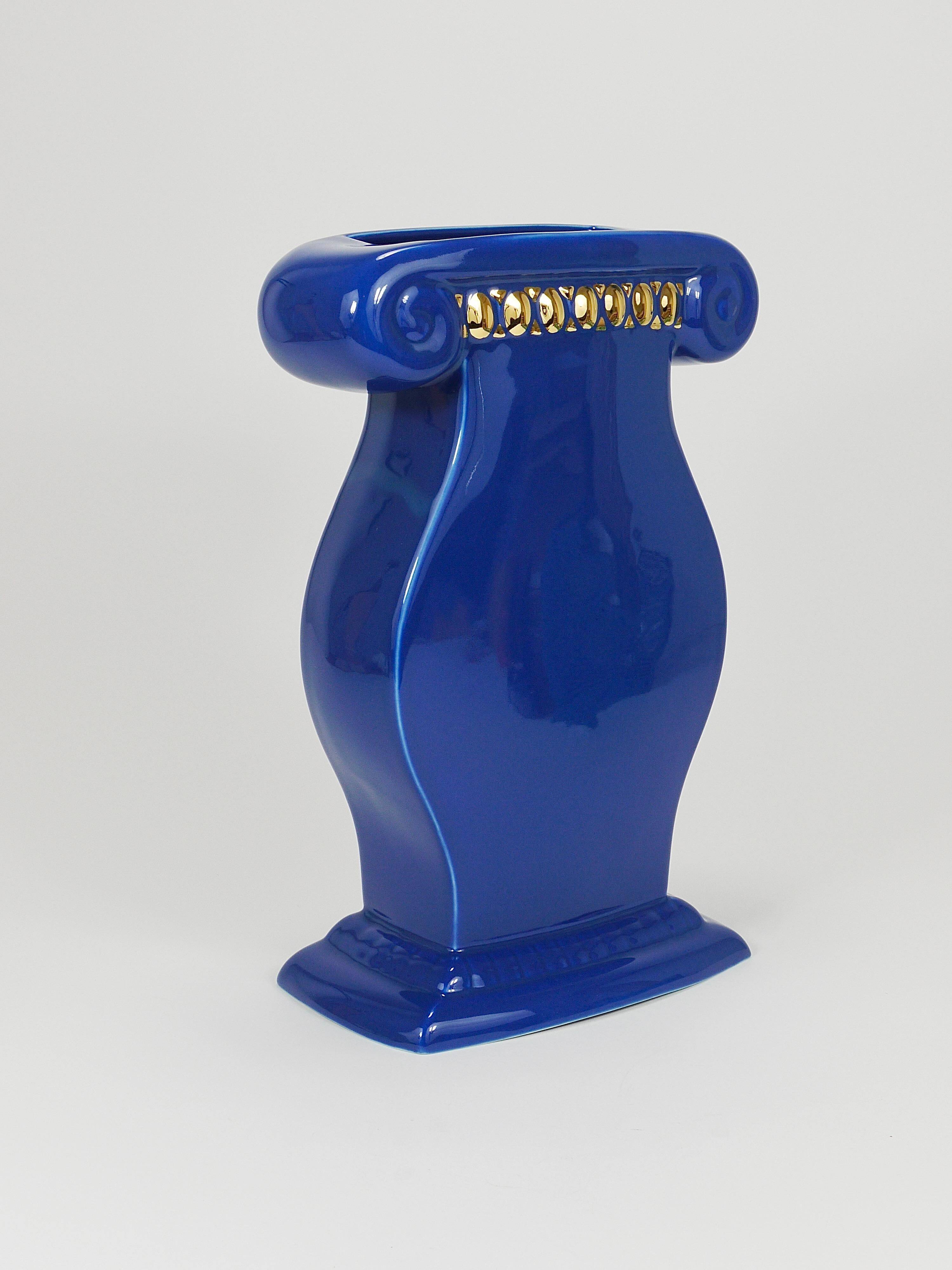 Heide Warlamis Vase Postmodern Grand Design Memphis, Vienna Collection, 1980s