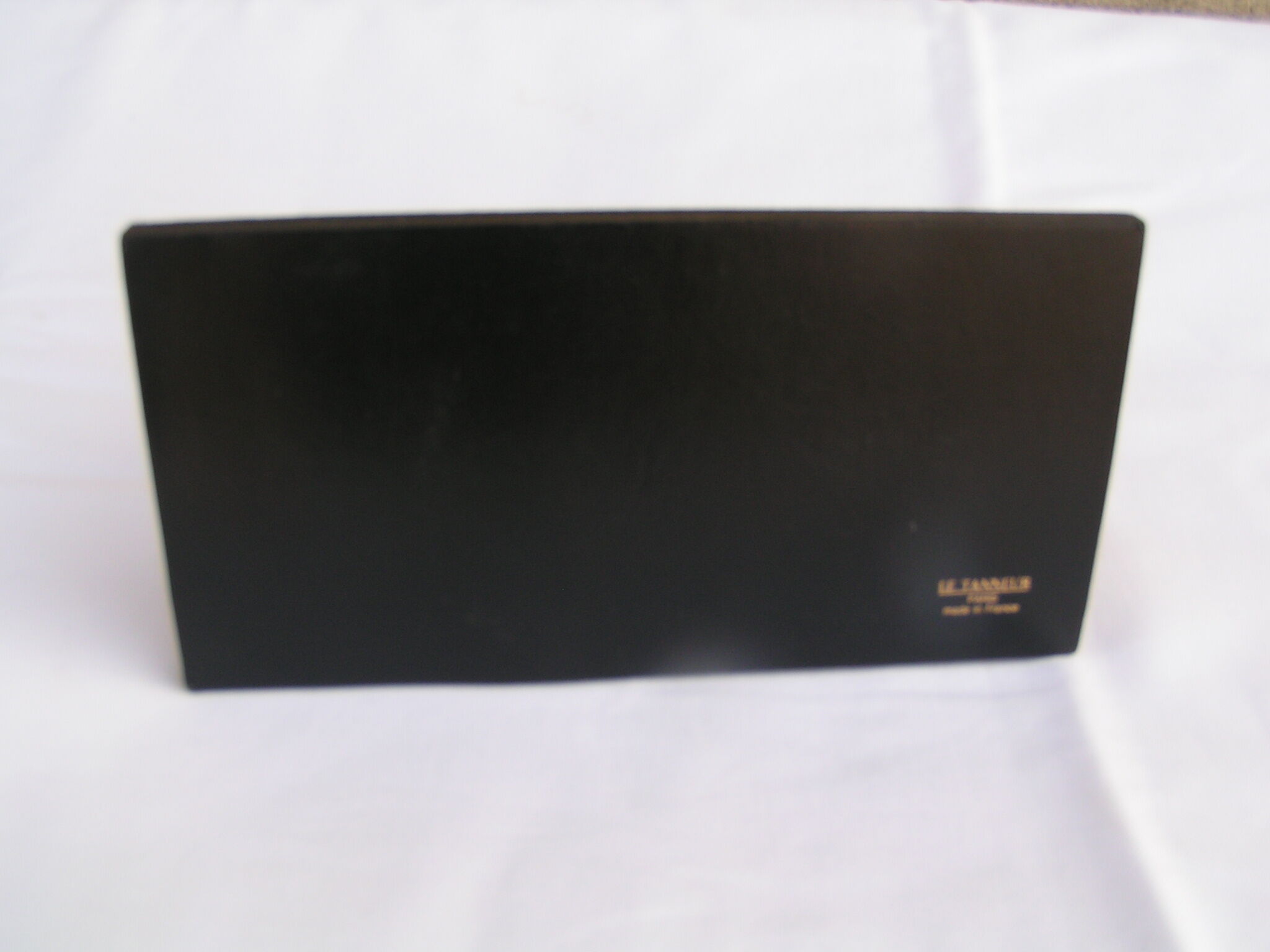 Le Tanneur Paris black leather mail carrier
