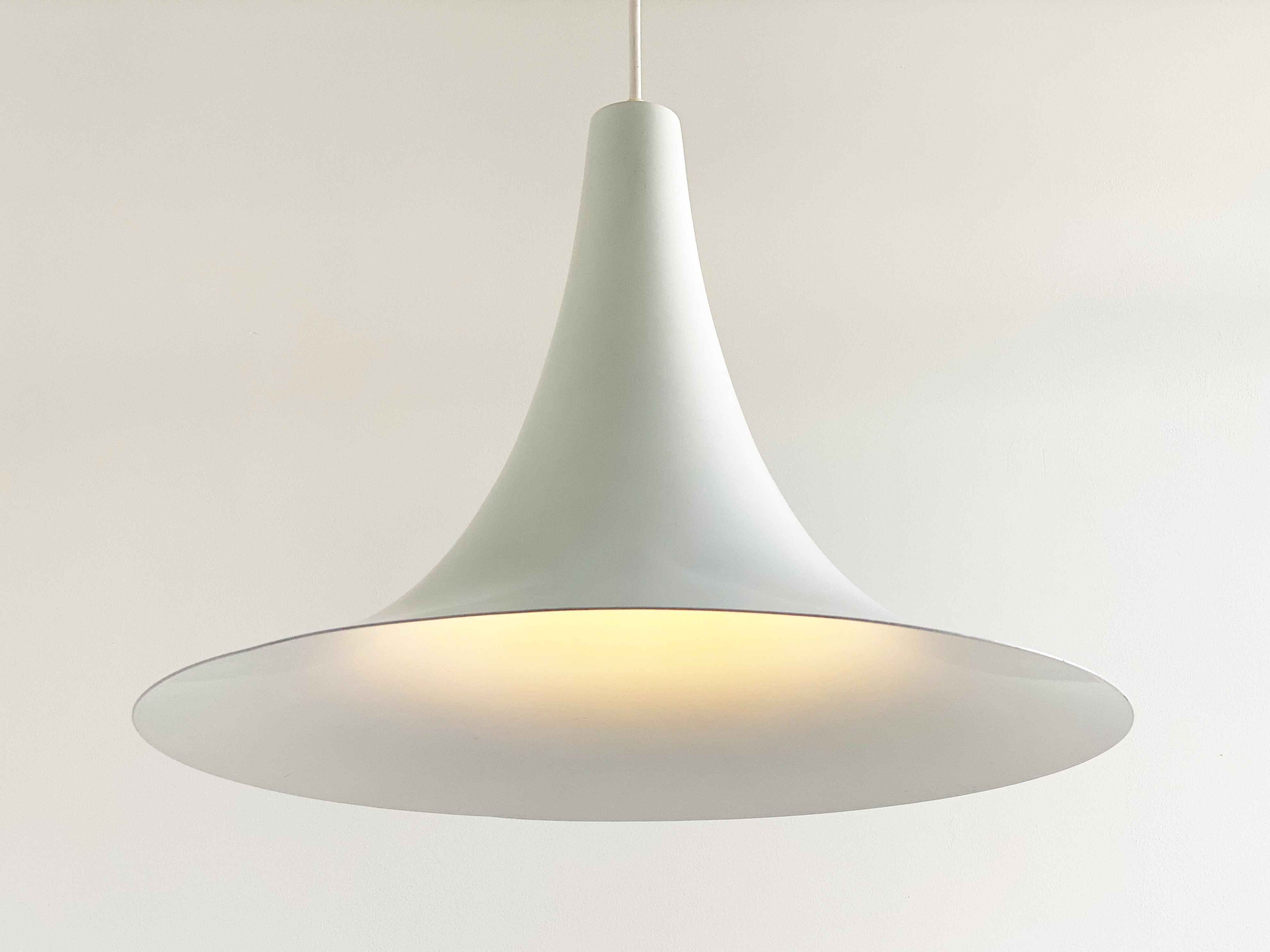 White vintage witch hat / trumpet hanging lamp