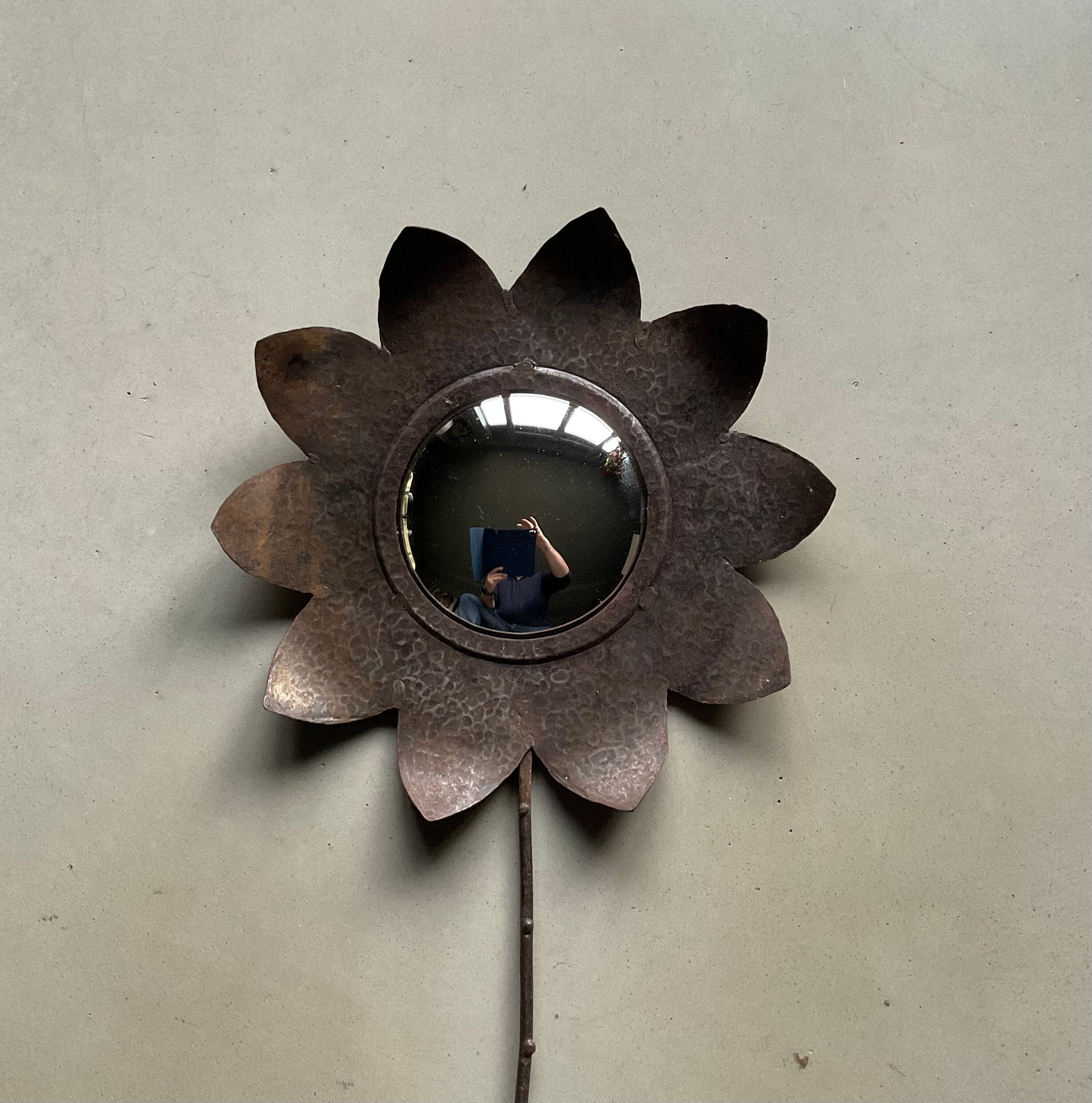 Miroir fleur se sorcière