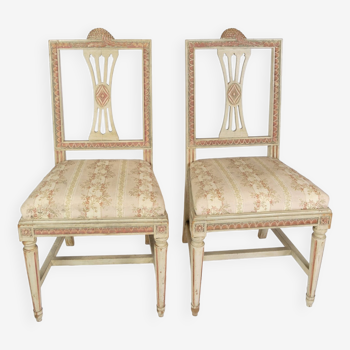Un ensemble de 2 chaises de style gustavien des années 1880