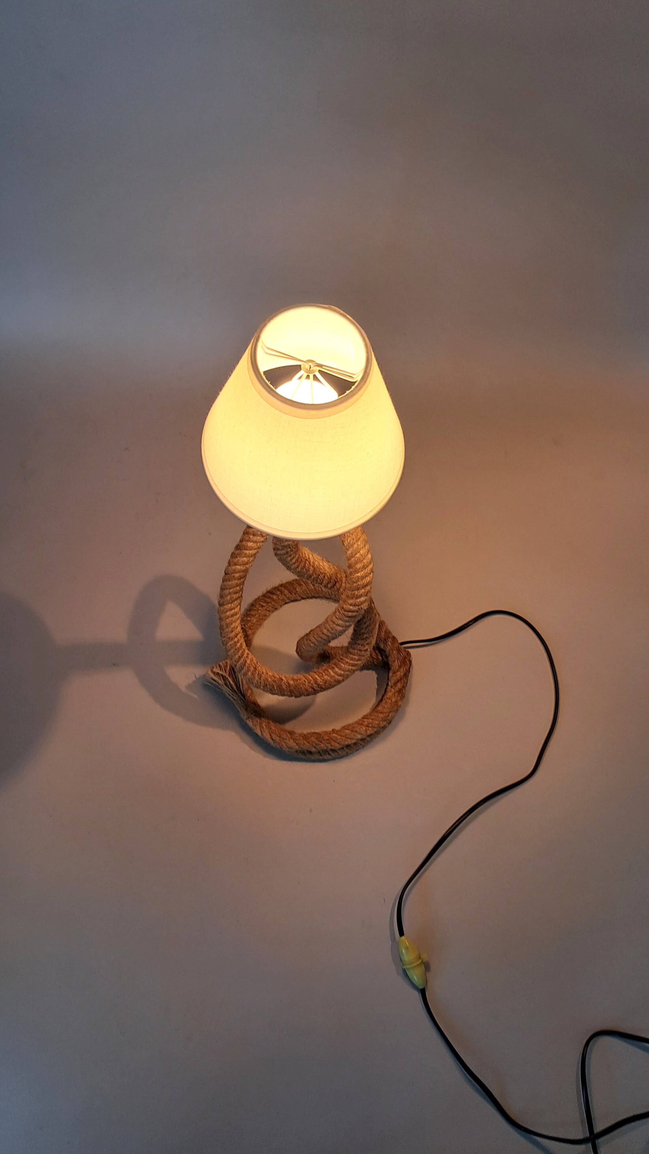 Lampe serpentine corde Vintage.