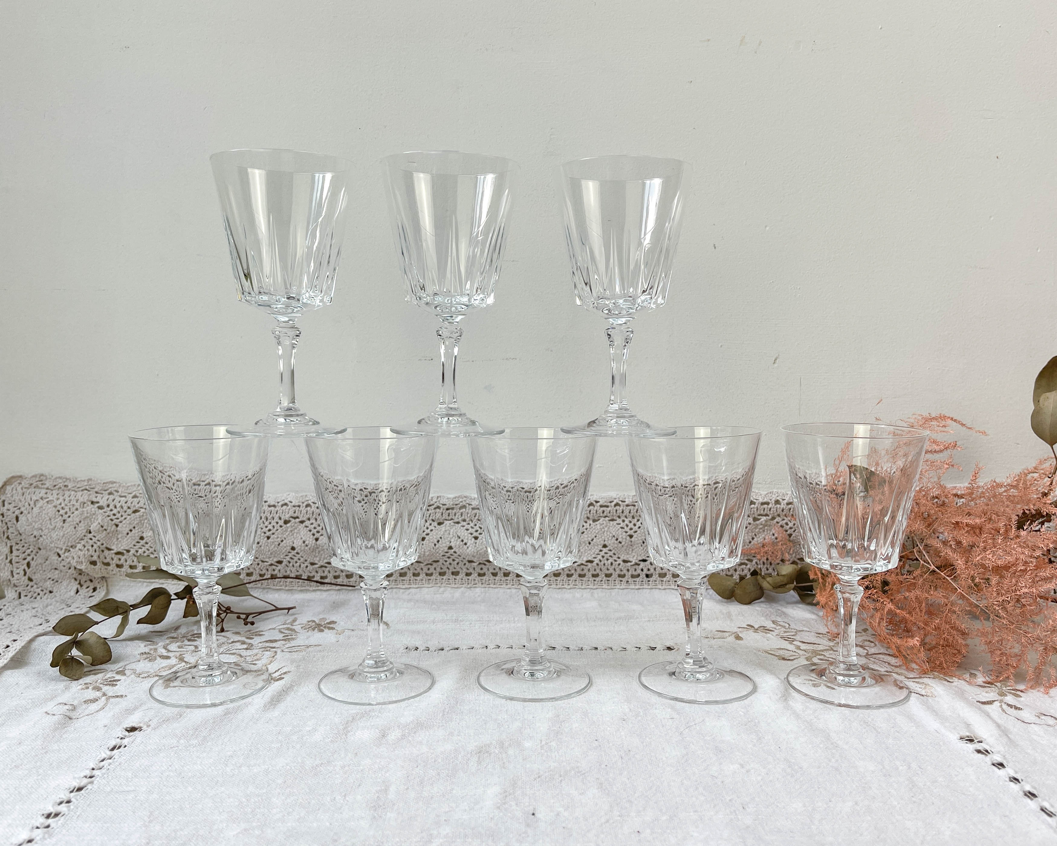 8 Crystal D'Arques red wine glasses model "VERSAILLES"