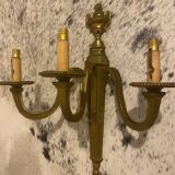 Pair of gilt and chiselled bronze wall lights with 3 lights - Louis XVI style