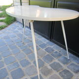 Table blanche forme libre pliante