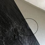 Table basse en métal forgé et pierre noire | Brutaliste | France | Années 1970