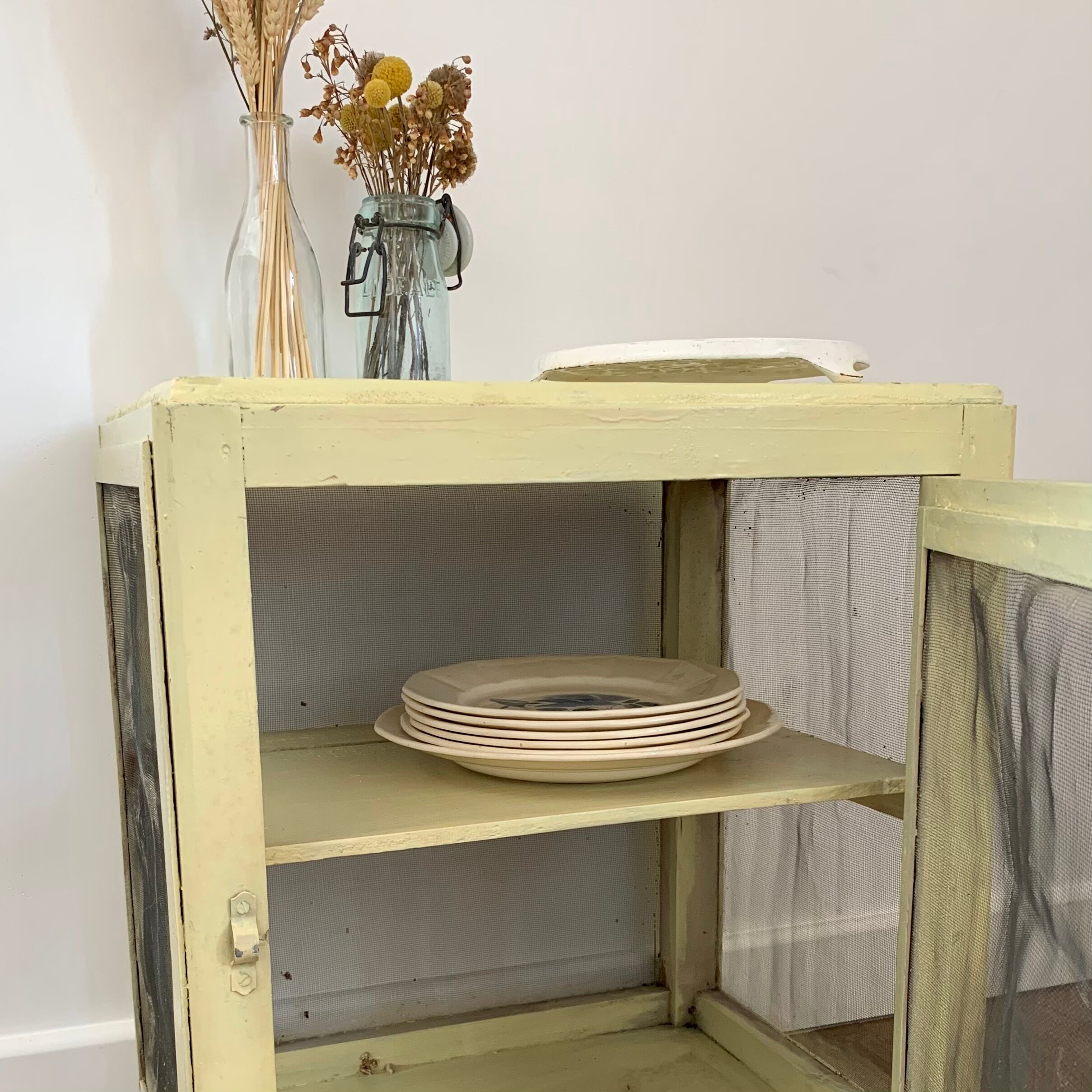 Garde manger vintage