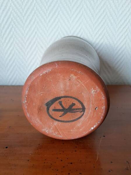 Diabolo vase in enameled stoneware signed