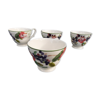Set of 4 English cups