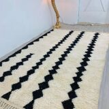 Handmade Moroccan rug in wool 250cm x 150cm