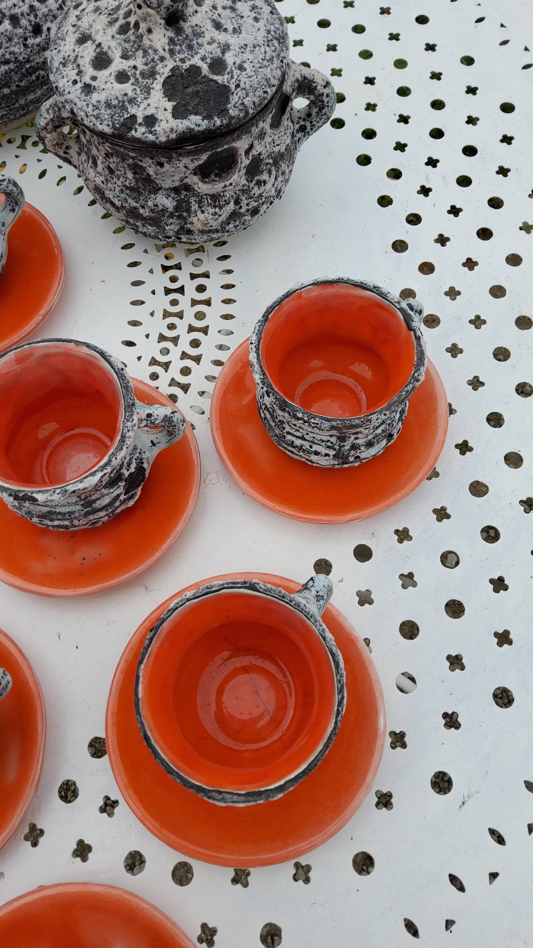 Coffee service and liqueur service of the 70s in faience of Vallauris