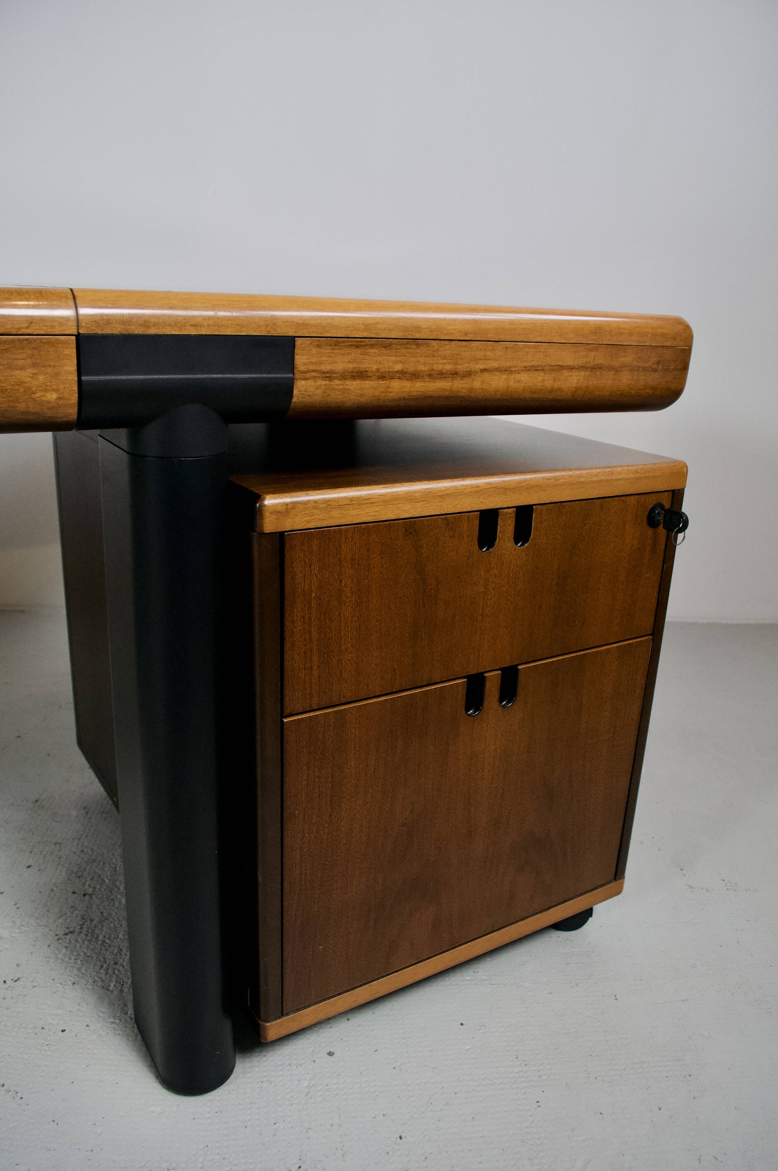 Important walnut executive desk for faram 1957 italy publisher 80's