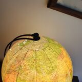 Globe Perrina lumineux
