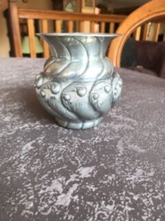 Vase en étain massif art déco L.Houzeaux Selency — free download