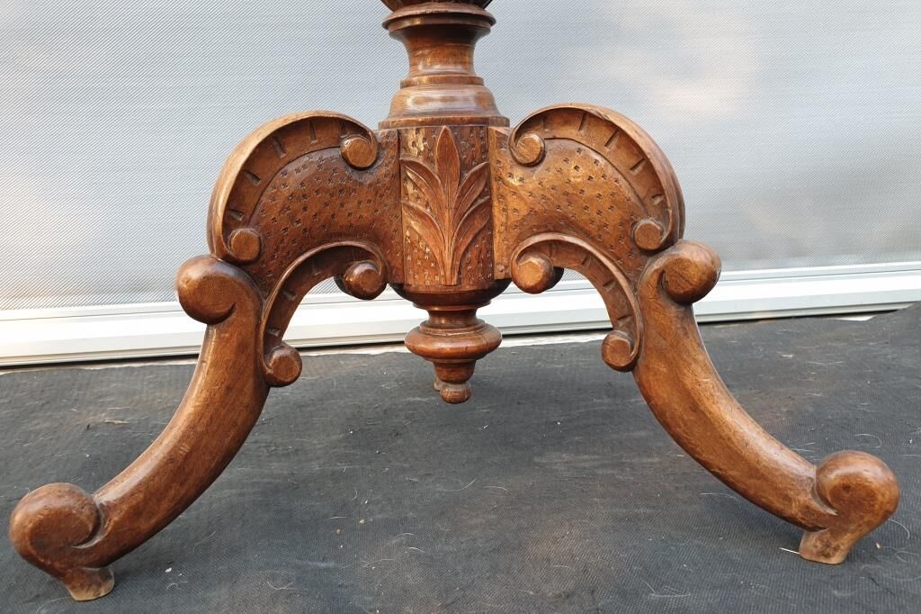 Magical work table for inspired artist