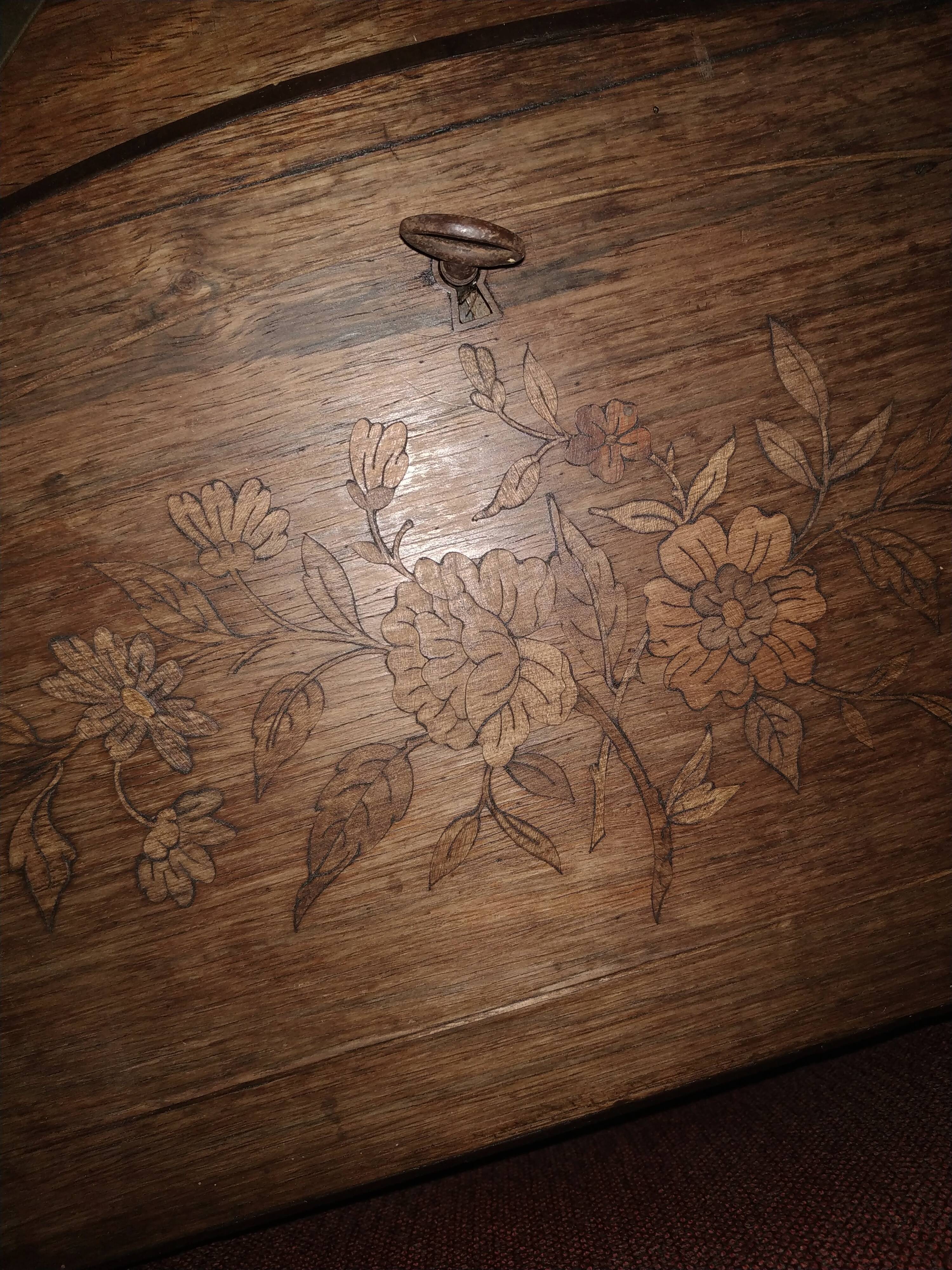 Secrétaire à pente ancien en bois