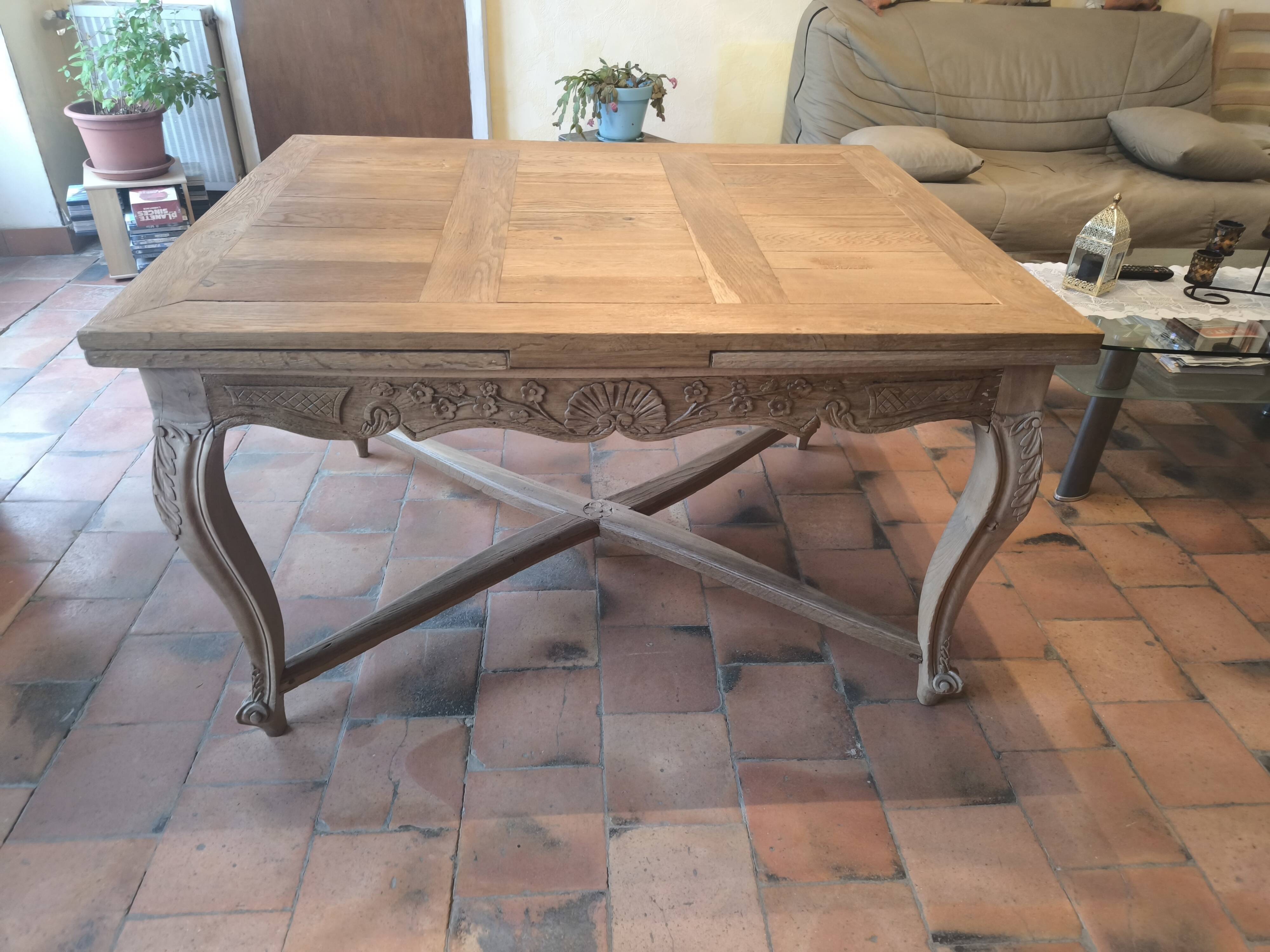 Oak table