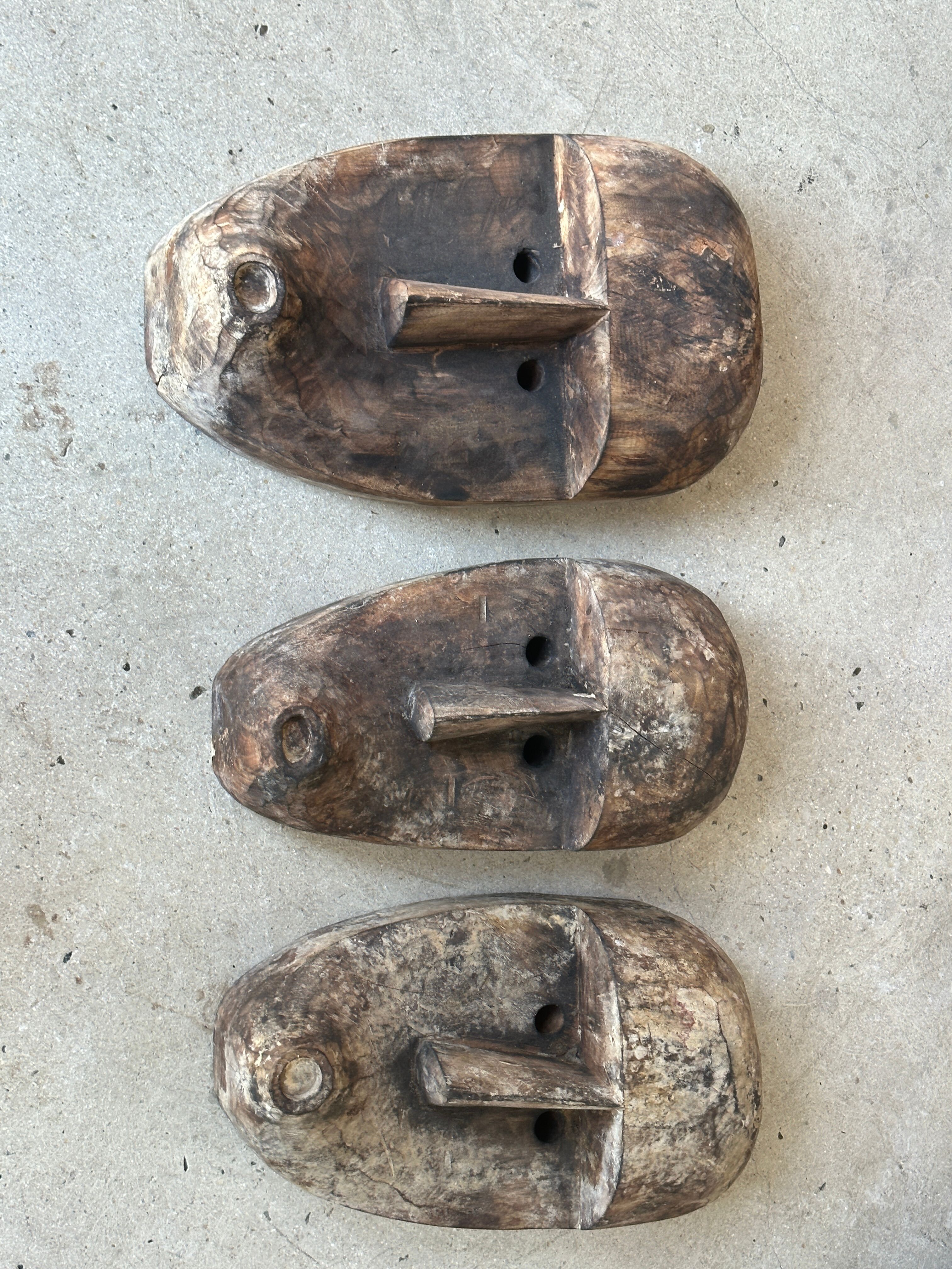 Large Timor mask in patinated wood H:50cm (2)