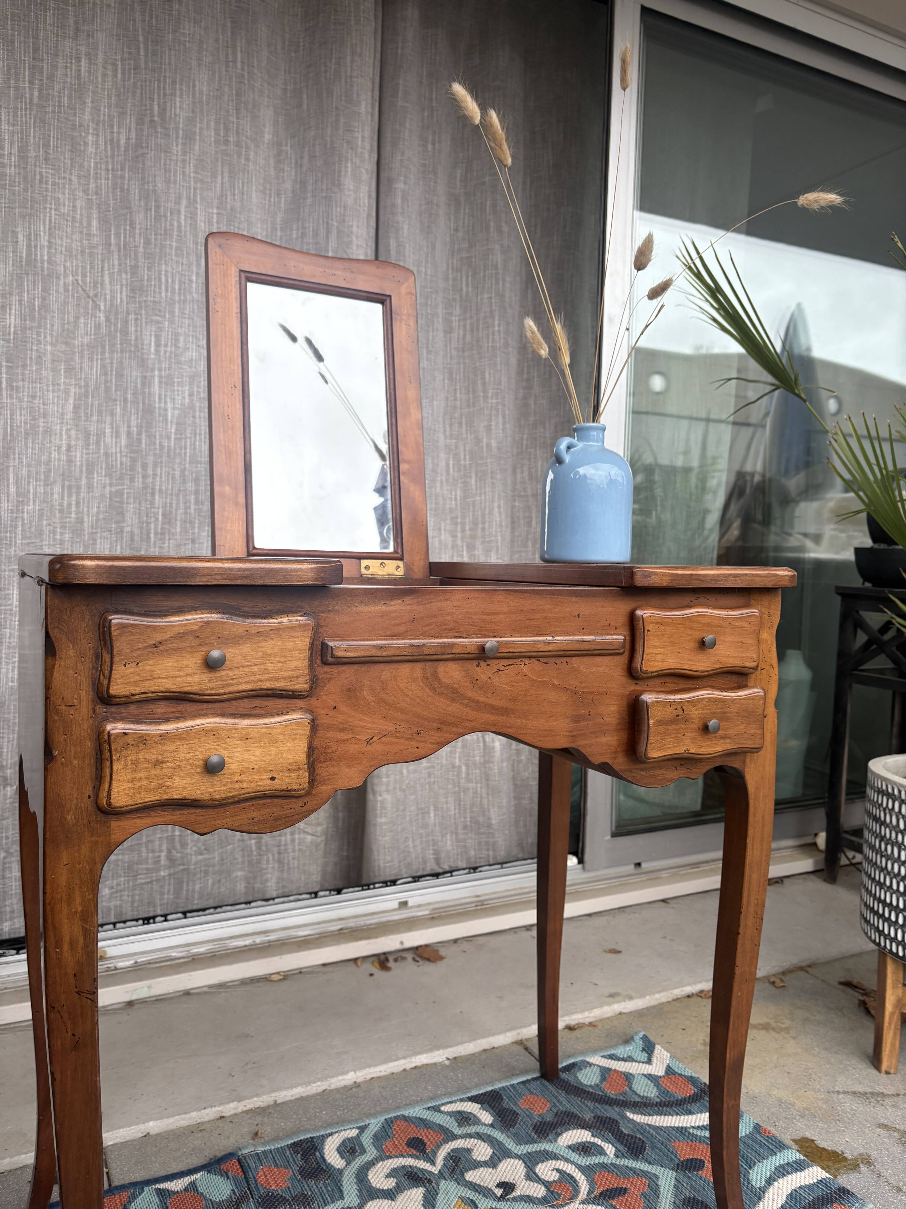 Beautiful dressing table and desk