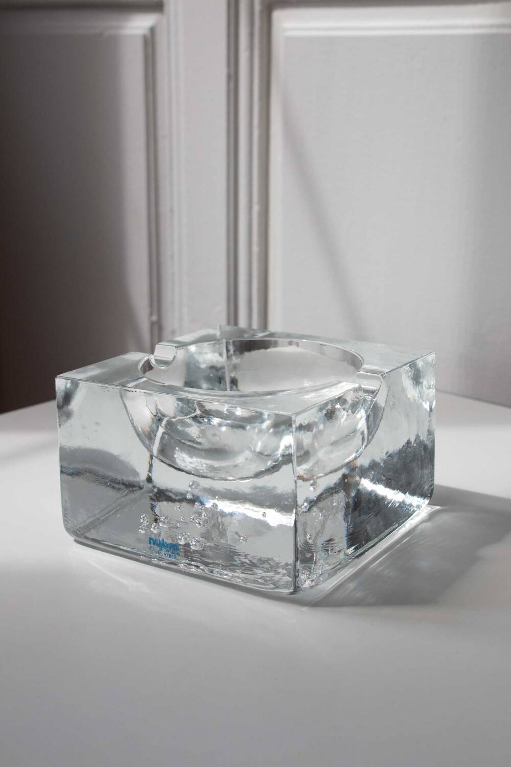 Cendrier en verre soufflé à bulles par Nybro Sweden