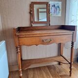 Old dressing table