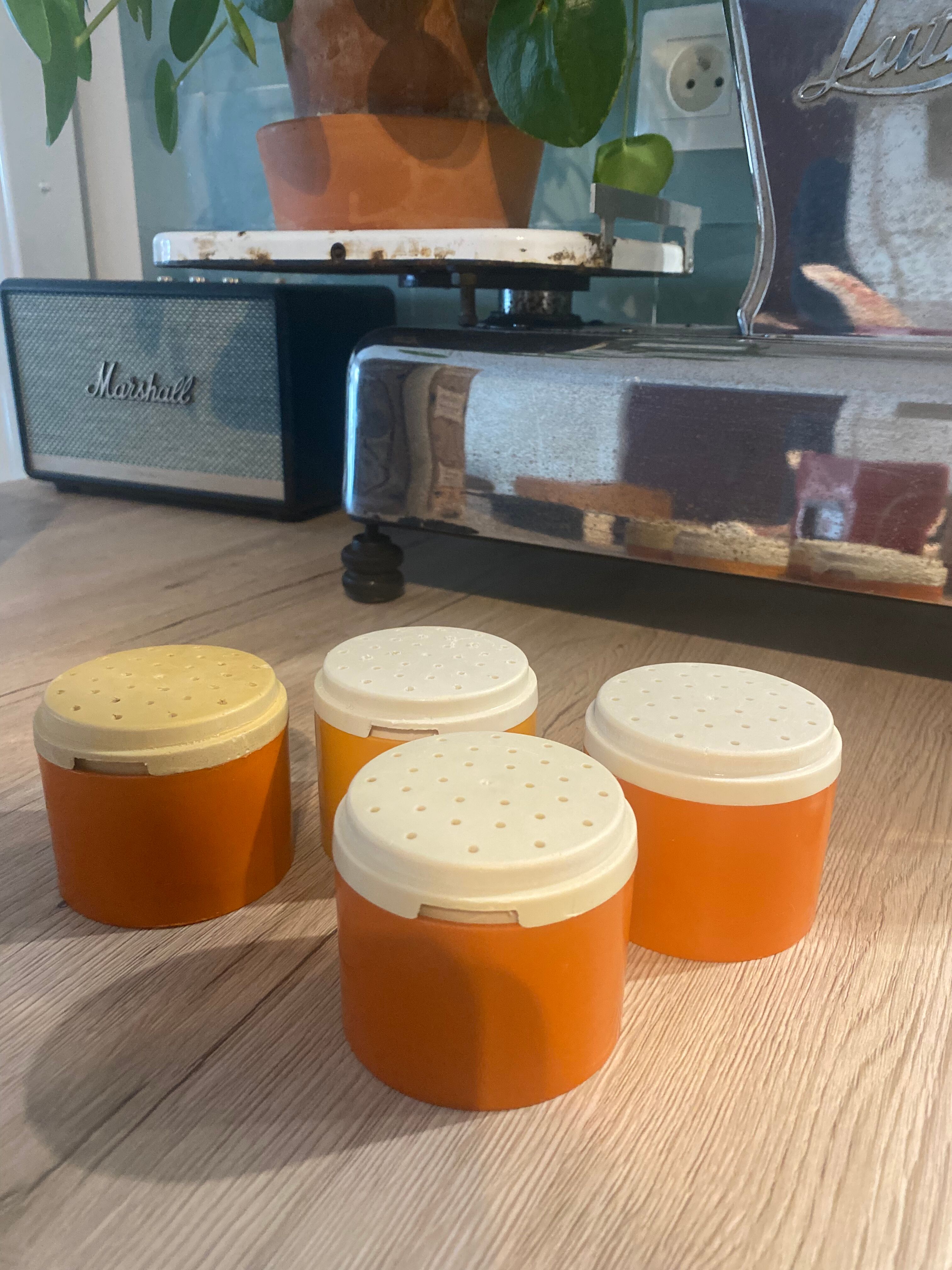 Tupperware 70' Orange Spice Tower