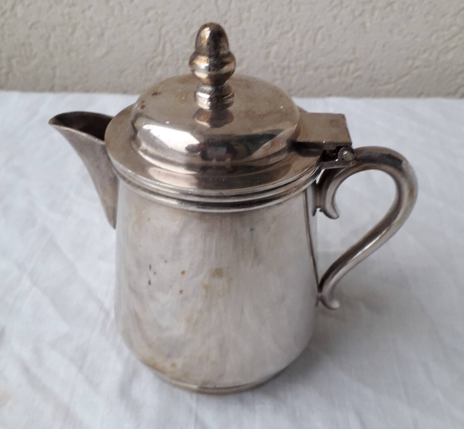 Pot à lait en métal argenté Nakazato